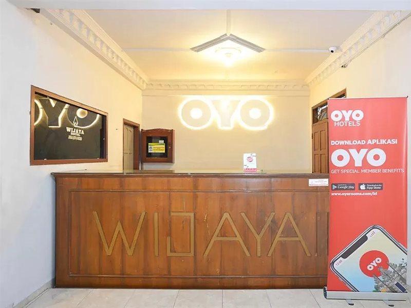 Oyo586维嘉亚酒店 Kalasan 外观 照片