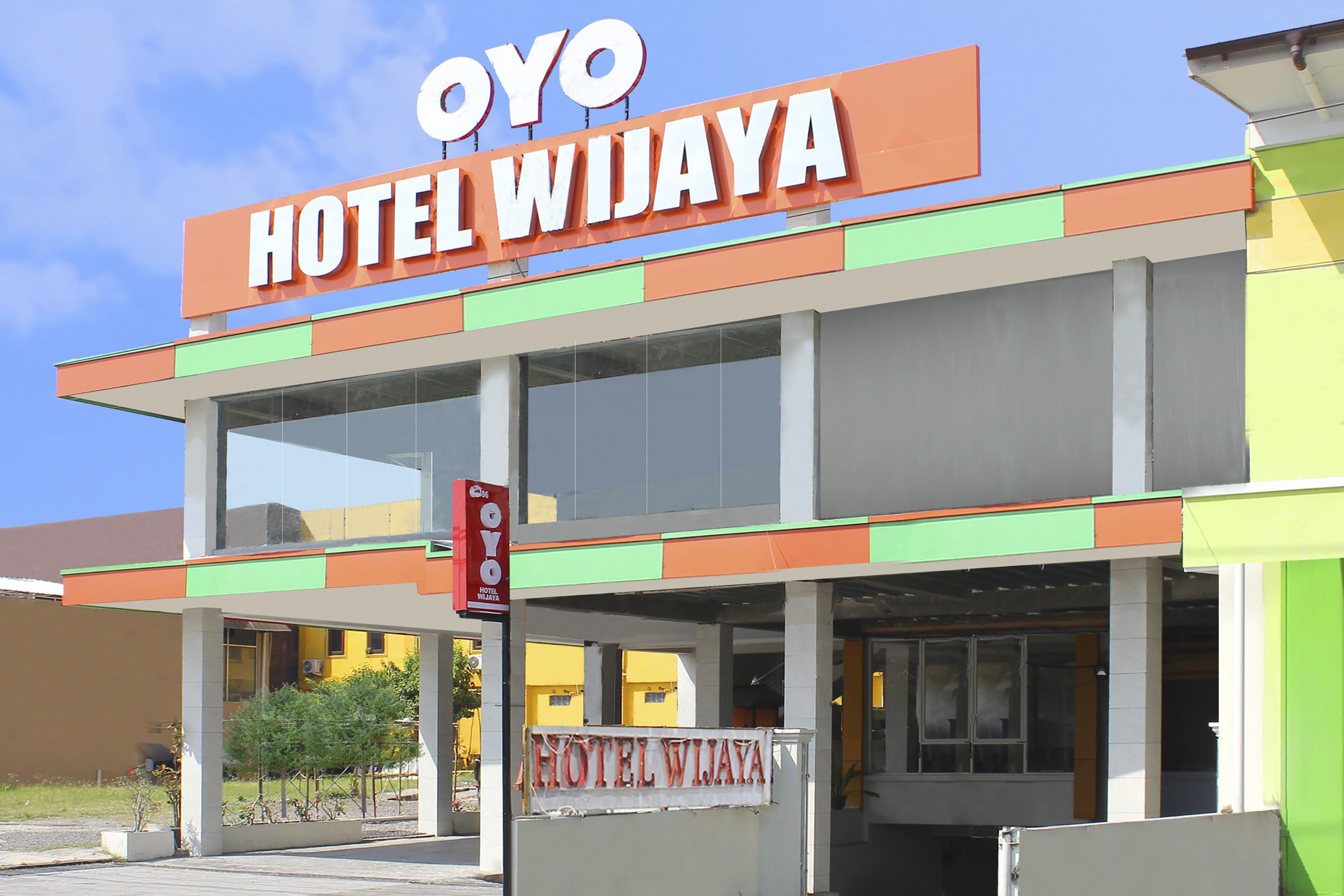 Oyo586维嘉亚酒店 Kalasan 外观 照片