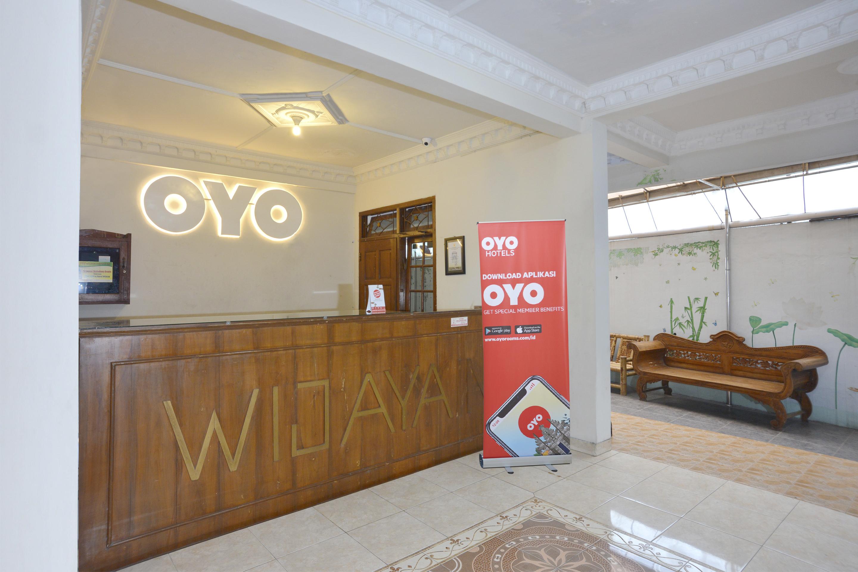 Oyo586维嘉亚酒店 Kalasan 外观 照片